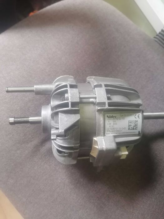 silnik DB102D28E00  do suszarki bębnowej