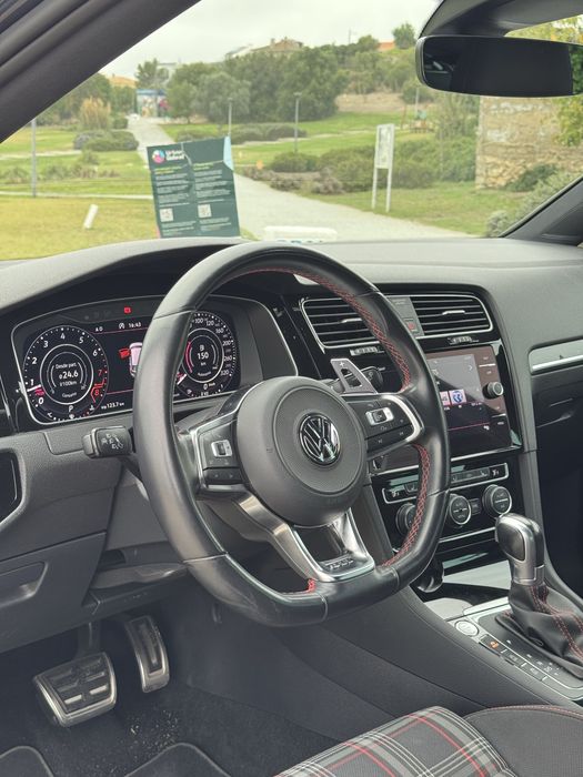 Volkswagen Golf GTI | 90MIL KM
