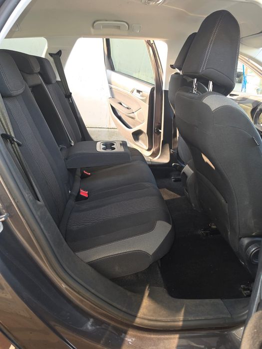 Vende-se Peugeot 308 SW 1.2 PureTech a gasolina (ano 2016)