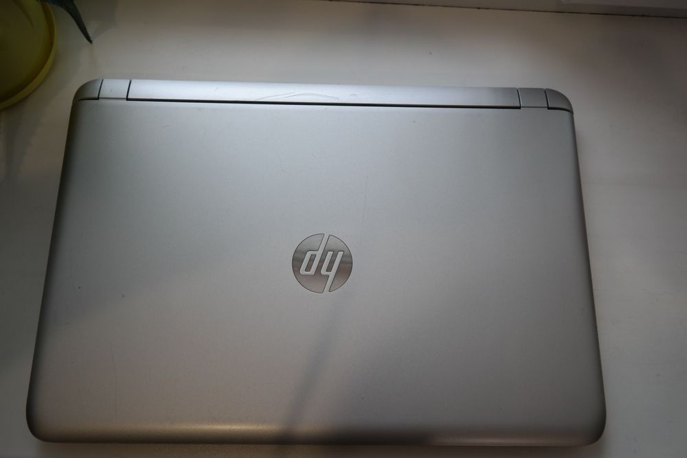 HP 15AB/i5-5200u/GeForce 940m/ОЗУ-16/SSD-240/HDD-1TB/АКБ-3.5-4год