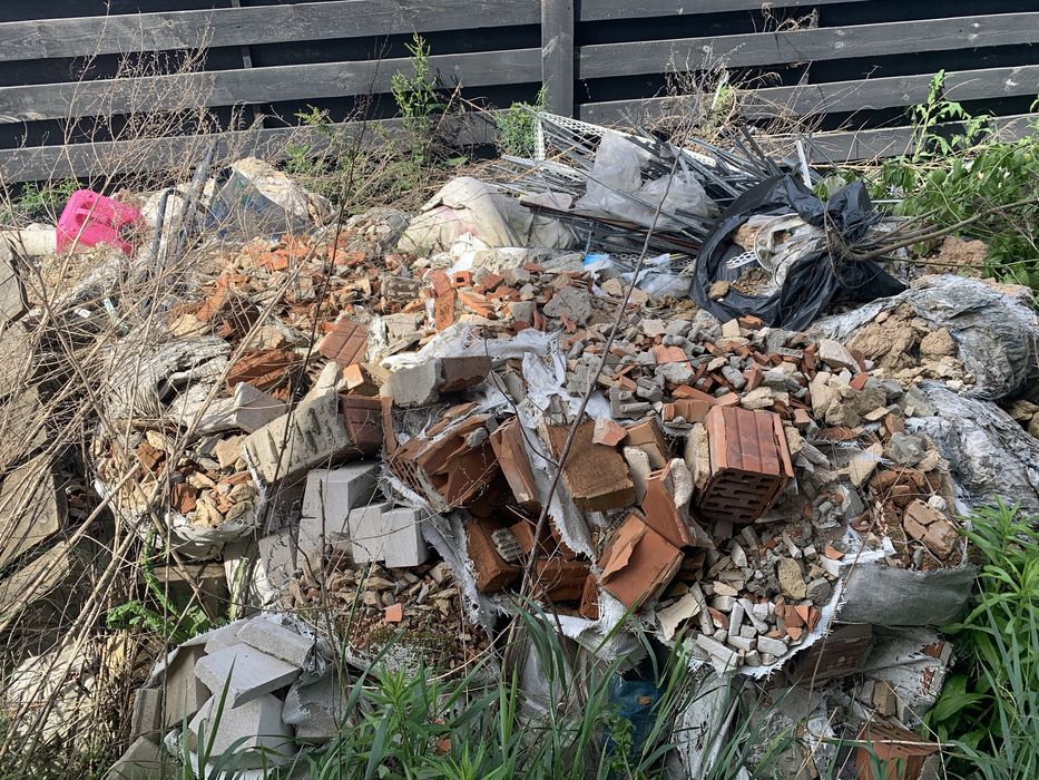 Вивіз побутового будівельного сміття з вантажниками Лютіж