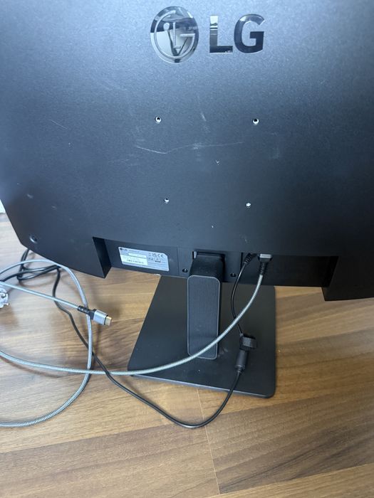 LG 32’ monitor zakrzywiony