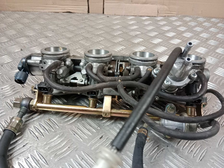 Honda CBR 600 F4i PC35 Przepustnice Przepustnica Wtryski TPS 01-06