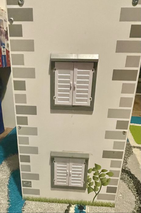 Domek dla lalek drewniany winda lidl