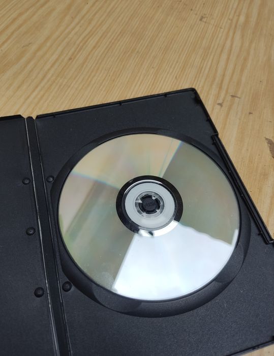 Продаю диски Хищники и Монстры формат DVD коллекция