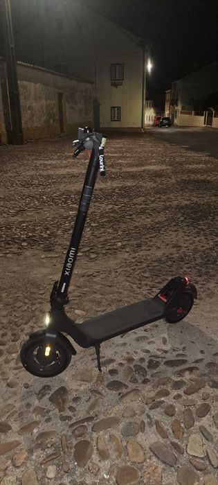 Trotinete xiaomi e bicicleta