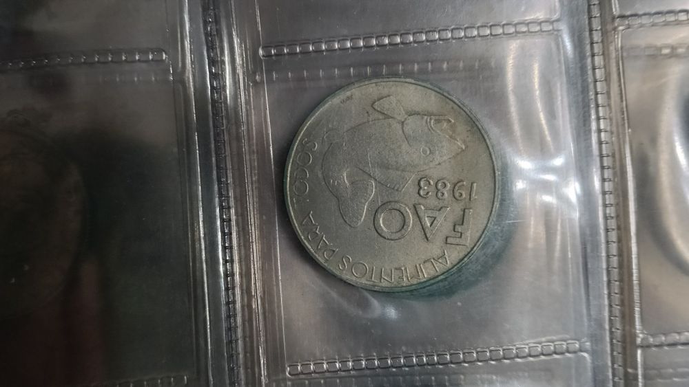 Vendo coleção de moedas antigas