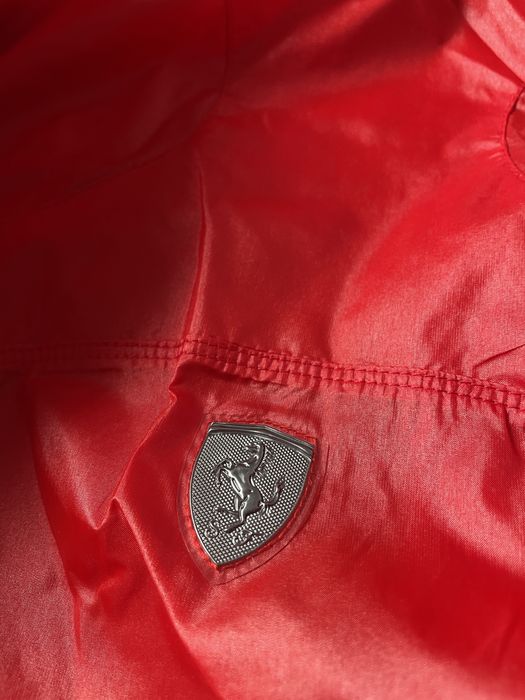 Oryginalna wiatrówka/ kurtka Puma Ferrari r. M,L,XL likwidacja sklepu