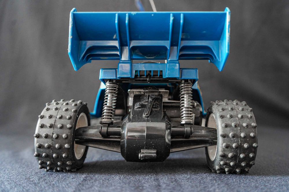 Carro telecomandado Tamiya Avante 2001 QD escala 1:14 (vintage)