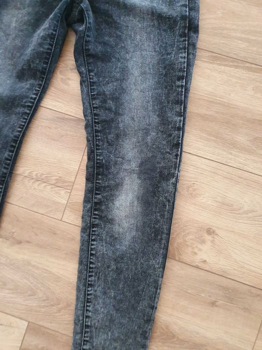 Legginsy Reserved r.36