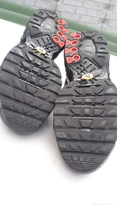 Кросівки Nike Air Max TN Plus Black Grey EUR 39  (24см устілка!)
