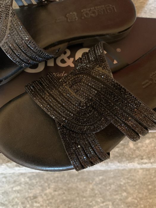 Skórzane, błyszczace klapki IGI&CO rozmiar 37