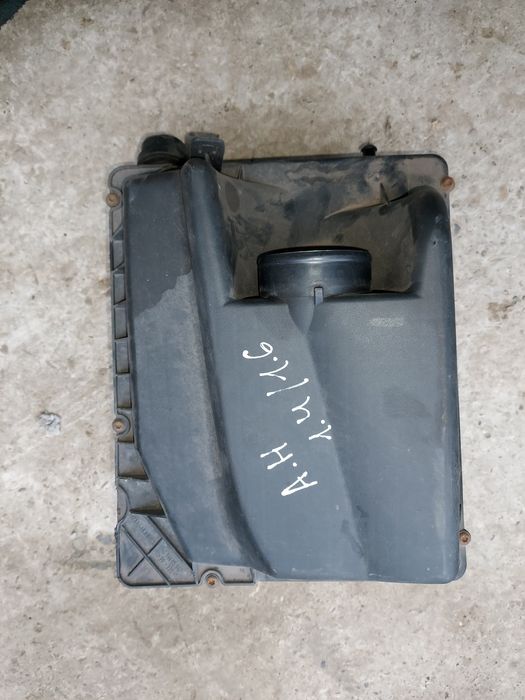 Корпус повітряного фільтра Опель Астра Г Ж Зафіра А Astra G Zafira A