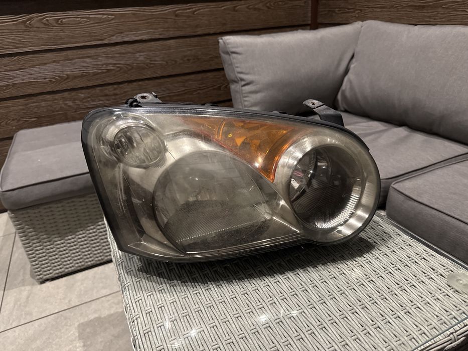 Prawa lampa subaru impreza Blobeye od 2003 do 2005