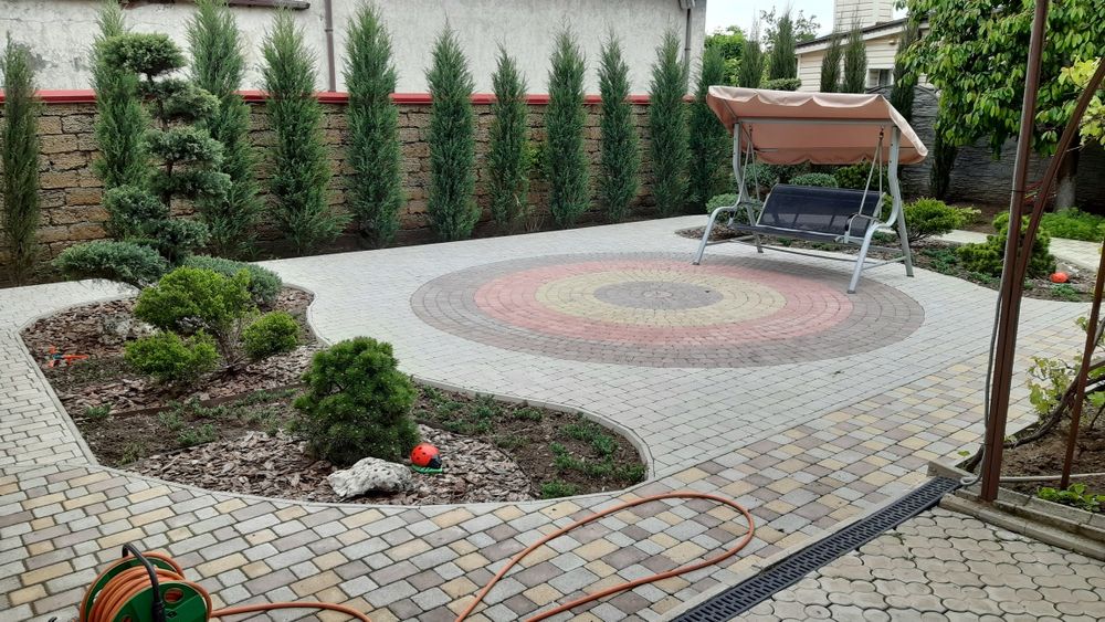 Укладка тротуарной плитки ФЭМ: 500 грн. - Інші будматеріали Донецьк на Olx