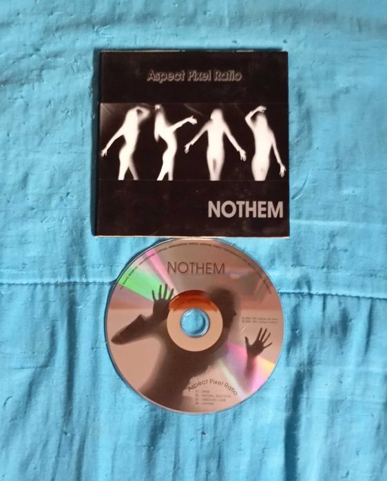 8 CDs (Bandas / Artistas nacionais)