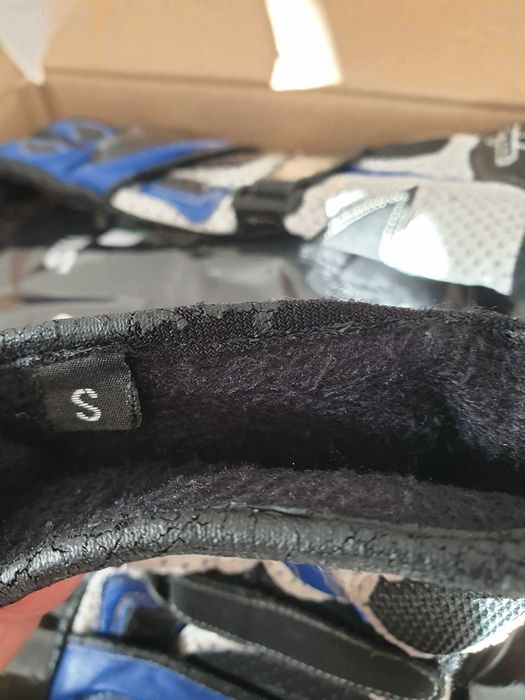 Luvas para mota Berik GP Race Titanium