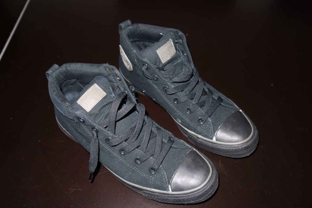 Sapatilhas Converse - Tamanho 42