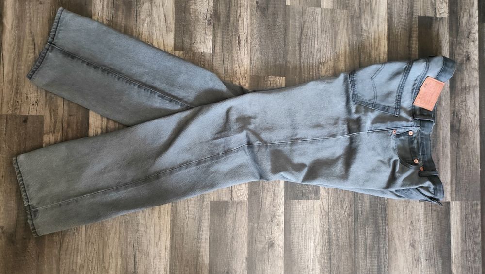 klasyczne,szare spodnie LEVI'S 501 33/34