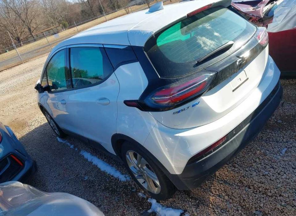Розбірка Chevrolet Bolt EV 2023, батарея, фара, капот, двері, крило