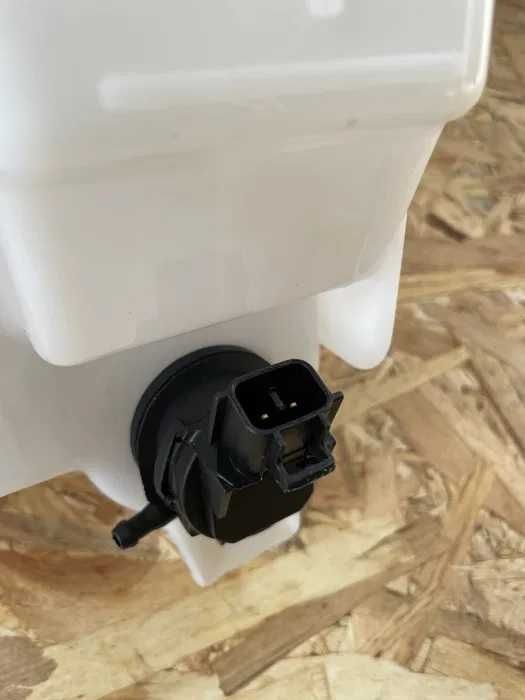 Бачок омывателя Toyota Camry 40 бачок Кемри Камри 40 2006-2011