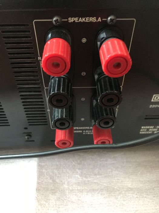 Продам или поменяю усилитель AKAI - AM 95