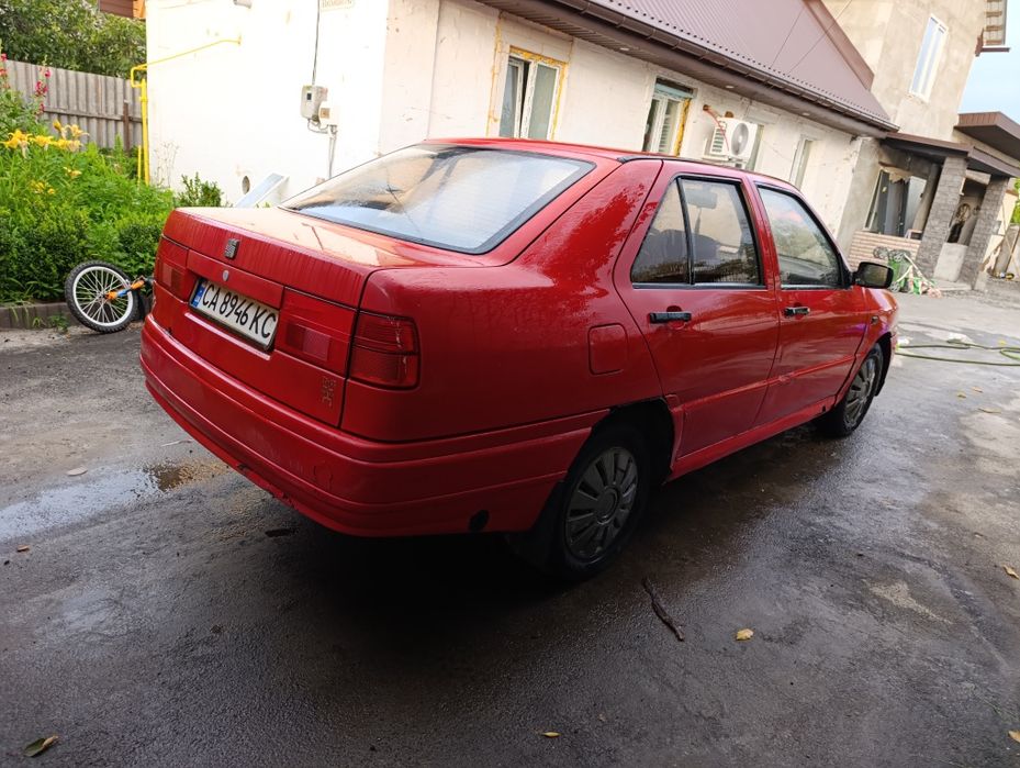 Продам сеат на газу