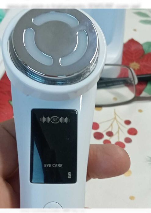 Massageador Facial 5 em 1 M80B | Radiofrequência (RF), EMS e LED