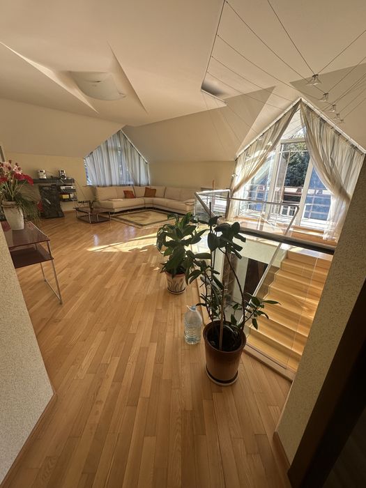 Оренда будинку 5 спалень , закрита теріторія, бассейн - генератор