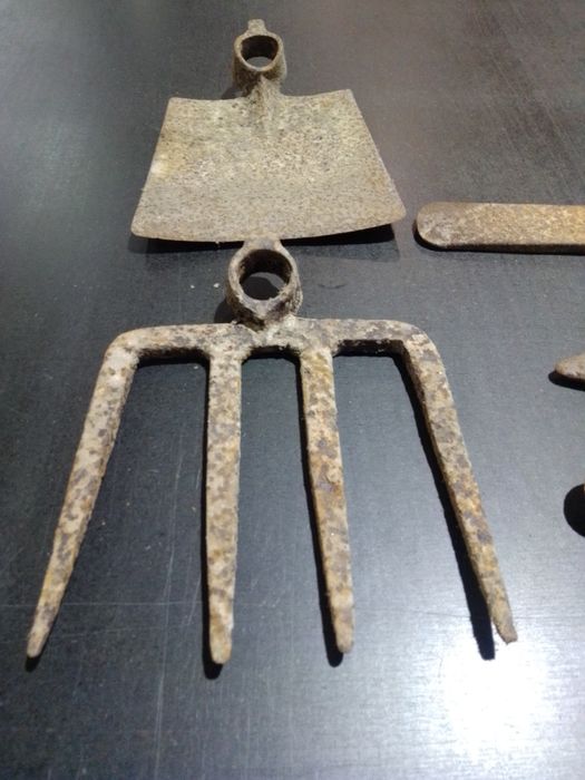 Ferramentas muito antigas