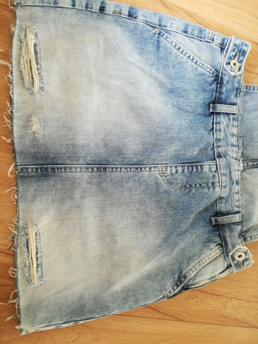 Nowa spodnica jeans ogrodniczka Cropp rozdarcia r. S mini