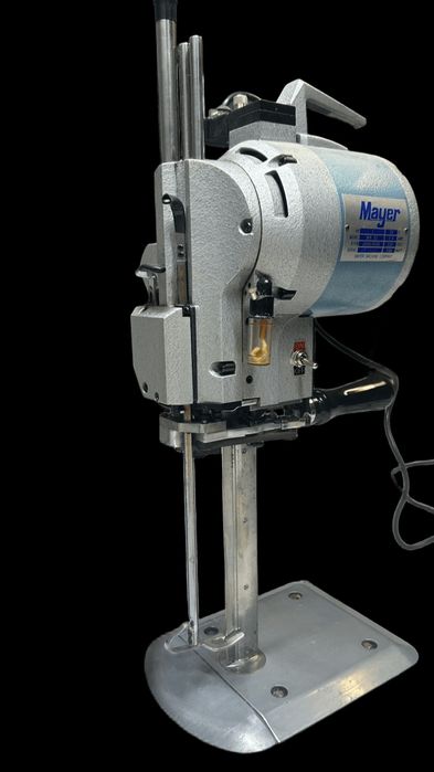 Закройный нож Mayer 10''