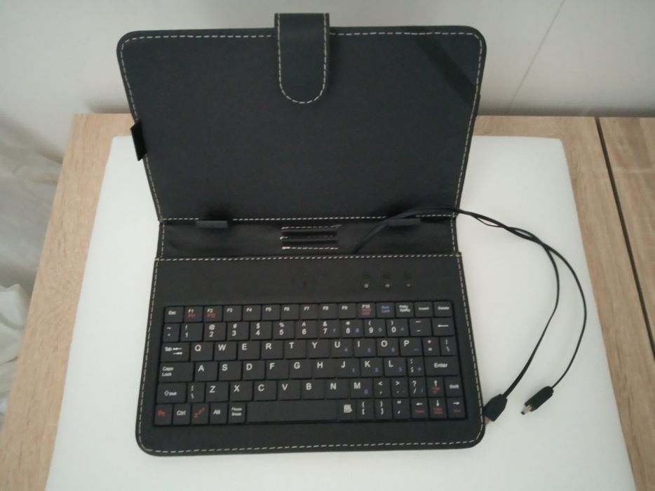 Etui na tablet. Skóra.