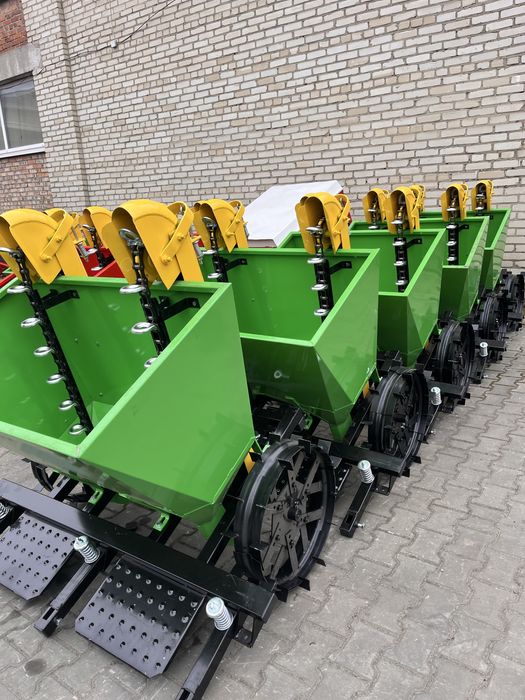 Картоплесаджалка на трактор мтз, юмз, дтз