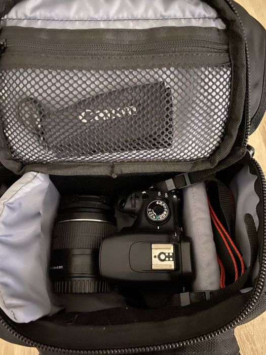 Máquina fotográfica Canon 1200d