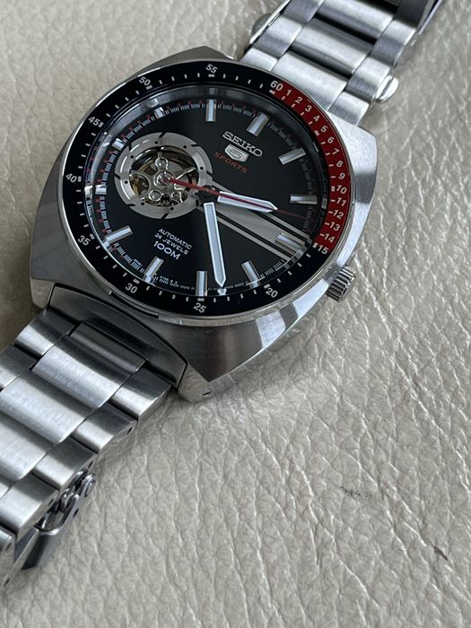 Seiko 5 Sport retro open heart Automatic ssa329k1
