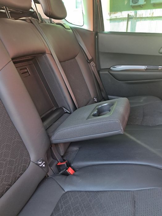 peugeot 3008 авто