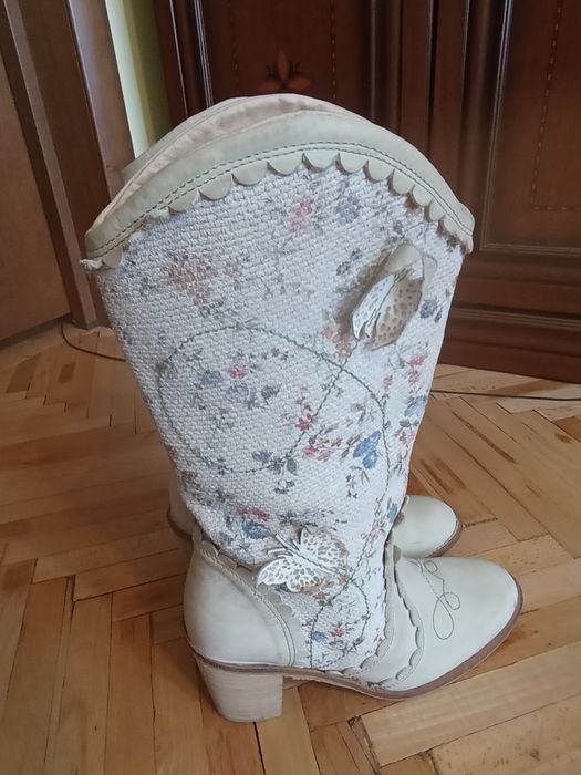 Ковбойки шкіряні, з метеликами