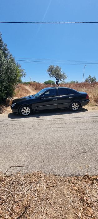Mercedes benz E220
