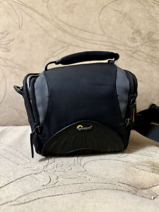Сумка для фотоапарата Lowepro