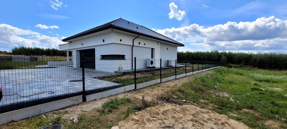 Ogrodzenia kompleksowo. Bramy | Słupki | Siatka | Panele ogrodzeniowe