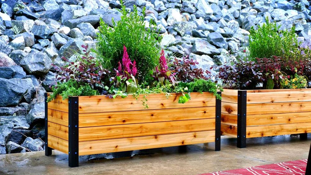 Suportes para Plantas em Madeira Artesanais
