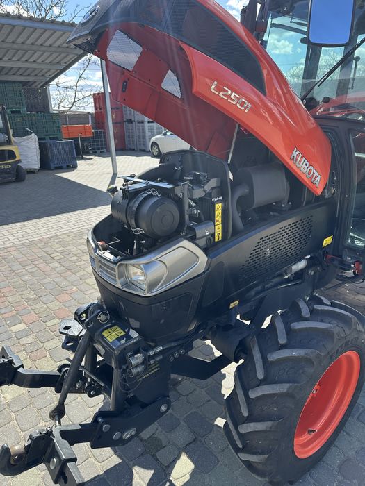 Ciągnik Kubota L2501