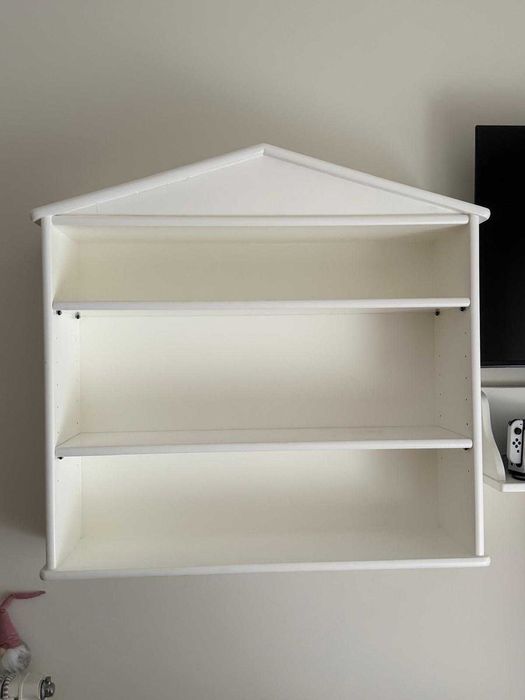 Casinha de madeira lacada branco mate