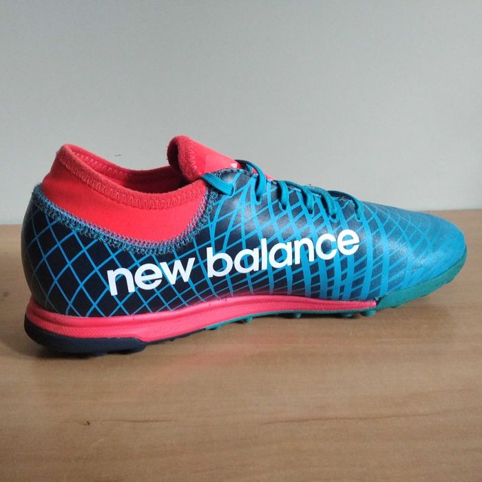 Buty piłkarskie turfy NEW BALANCE Tekela roz.eu-38