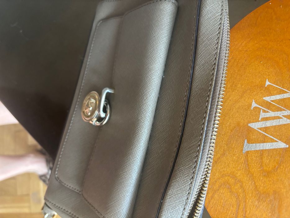 Крос Майкл Корс боді ідеальної якості, купувалася на офіційному сайті!