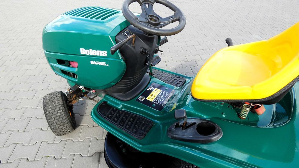 Traktorek kosiarka Bolens Briggs&Stratton (230902.5) - Baras