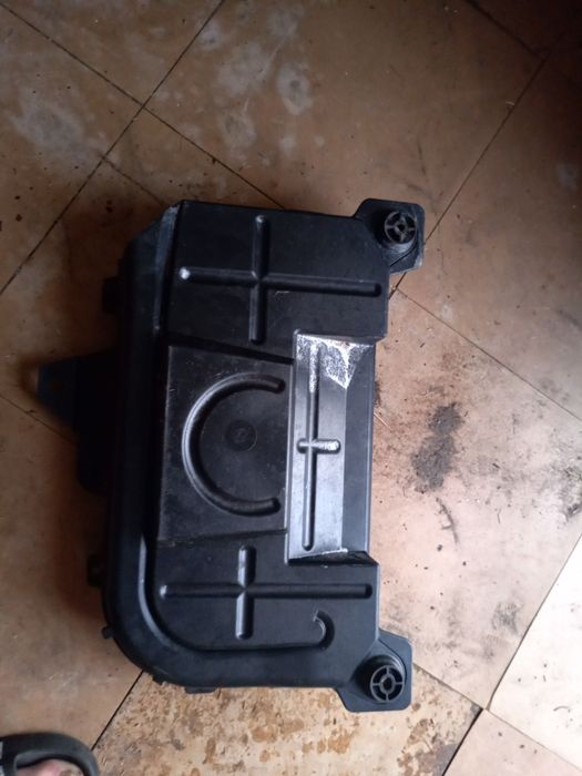 Subufer Bose Mazda 3 bk