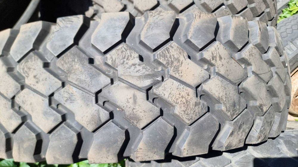 Шини 14.00 R20 (370 508) БУ з Німеччини на КрАЗ УРАЛ КамАЗ лісовоз заміна ОИ 25 склад Київ відправка САТ Делівері