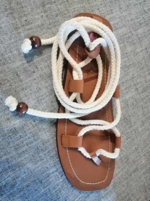 Sandały boho zara